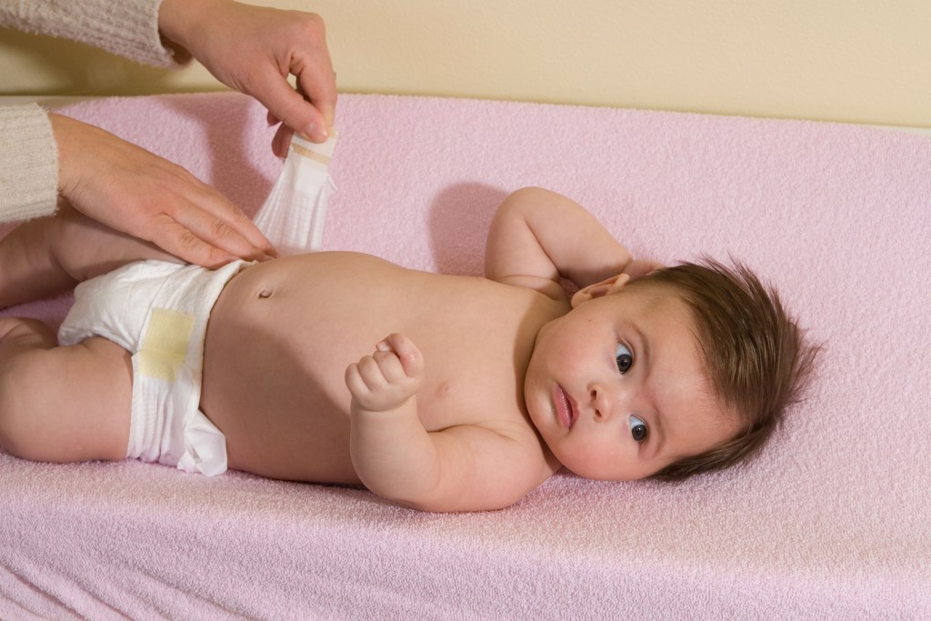 درمان حساسیت پای کودک با استفاده از پوشک بچه ضد حساسیت و راه های درمان آن